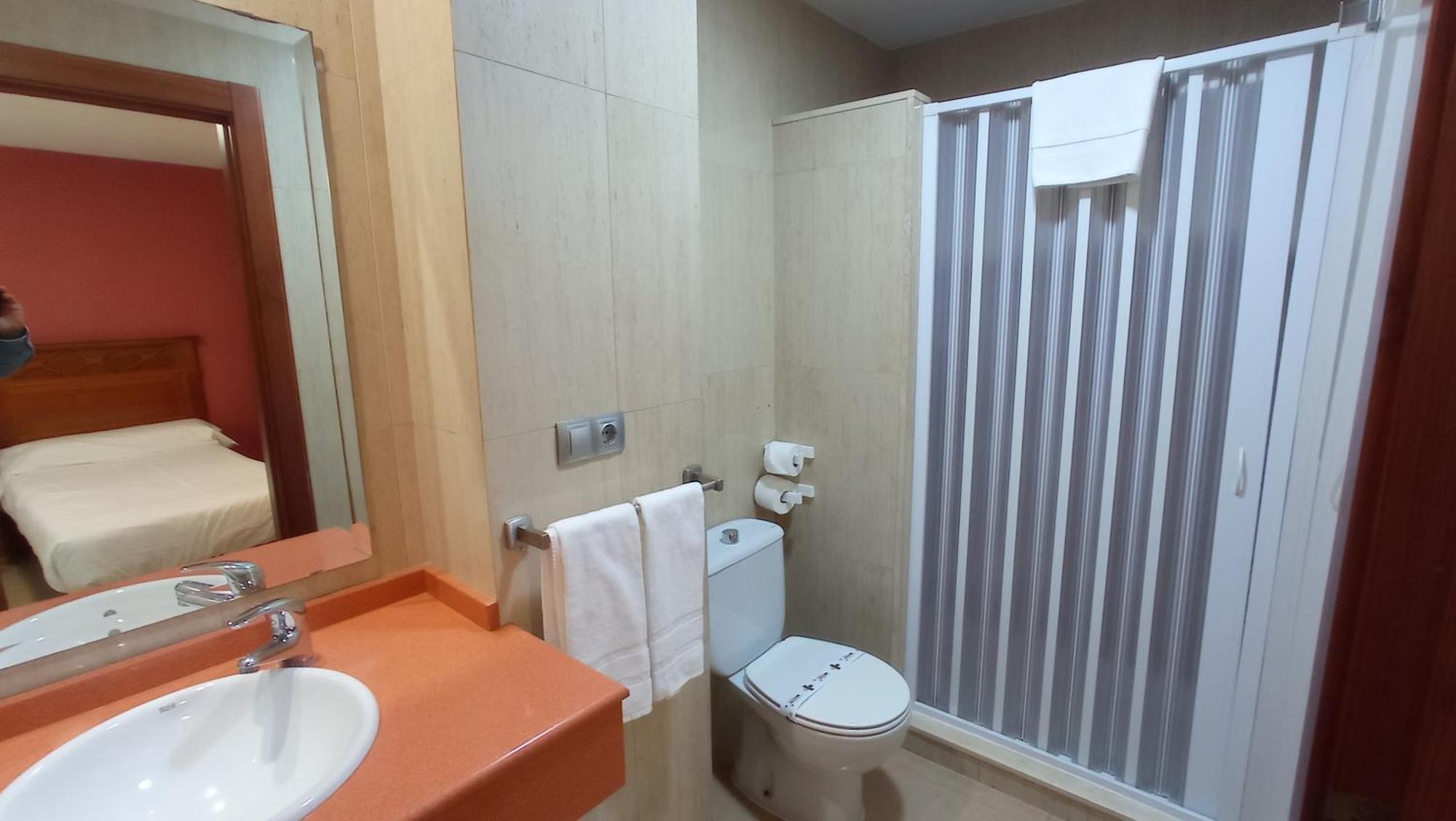 Pension Restaurante Casablanca Torreperogil Δωμάτιο φωτογραφία